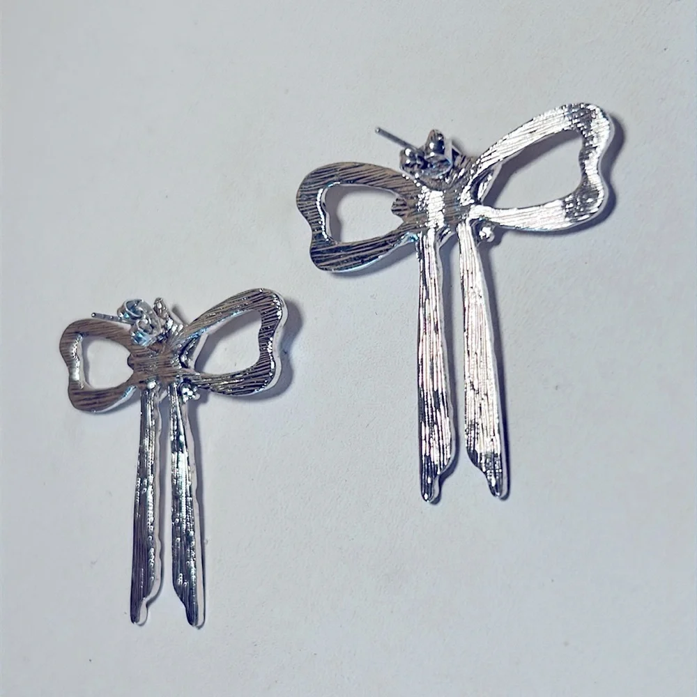 Bow Stud Earrings